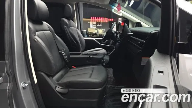 Hyundai Staria 2026 thumb 10