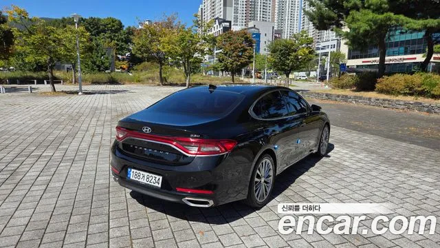 Hyundai Grandeur 2017 thumb 4