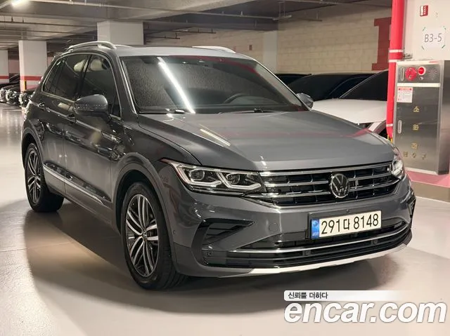 Volkswagen Tiguan 2021 thumb 2