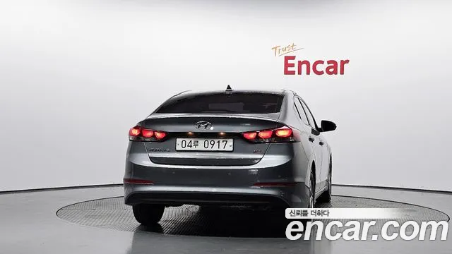 Hyundai Avante 2015 thumb 4