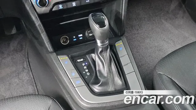 Hyundai Avante 2015 thumb 9