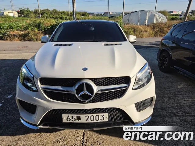 Mercedes-Benz GLE 2017 thumb 11