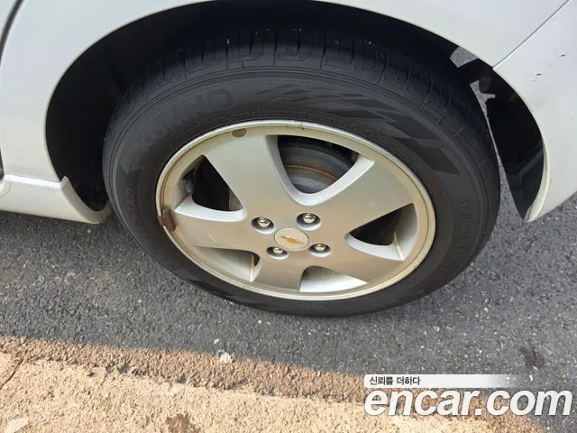 ChevroletGMDaewoo Spark 2011 thumb 11