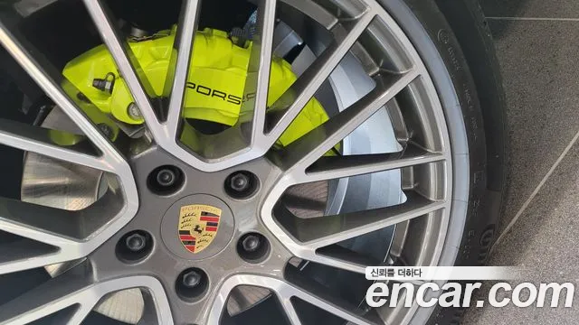Porsche Cayenne 2021 thumb 6