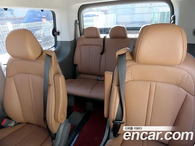 Hyundai Staria 2021 thumb 7