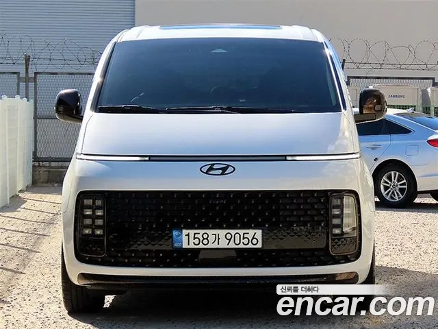 Hyundai Staria 2021 thumb 12