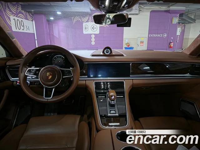 Porsche Panamera 2018 thumb 7