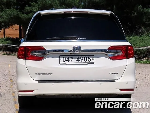 Honda Odyssey 2017 thumb 4