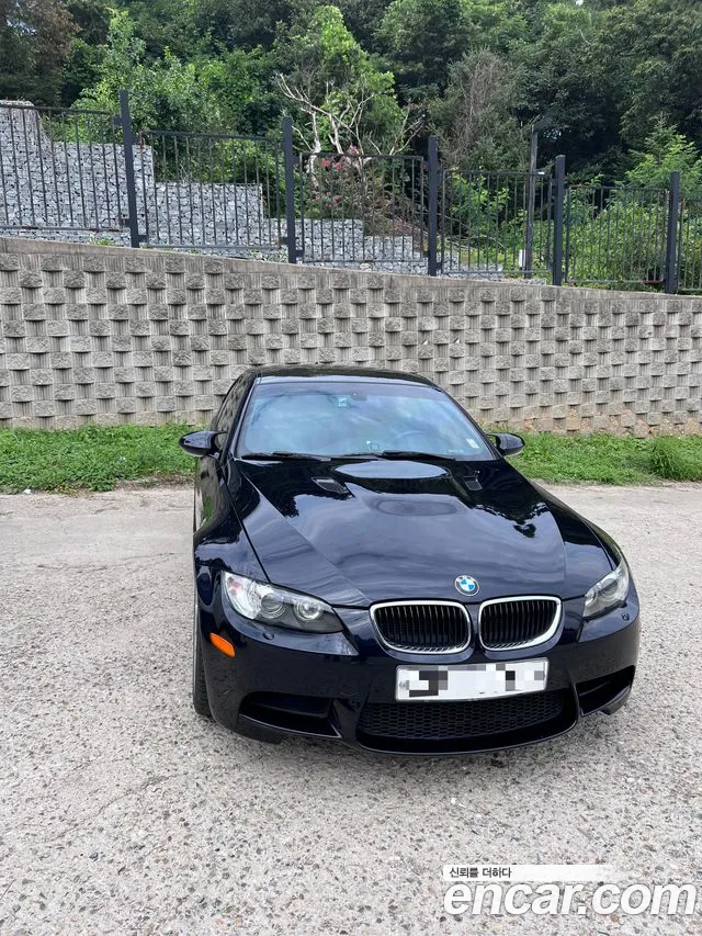 BMW M3 2013 thumb 3