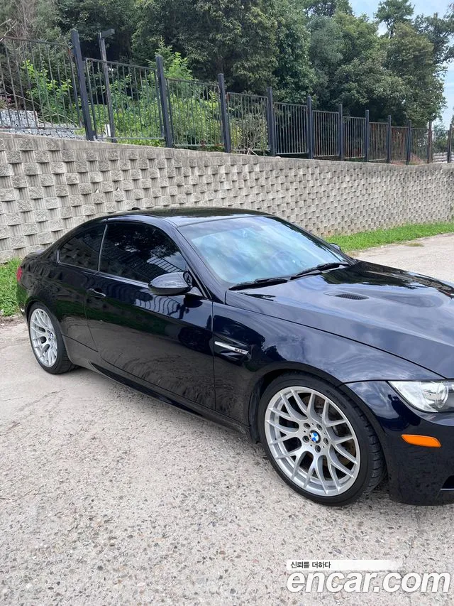 BMW M3 2013 thumb 4