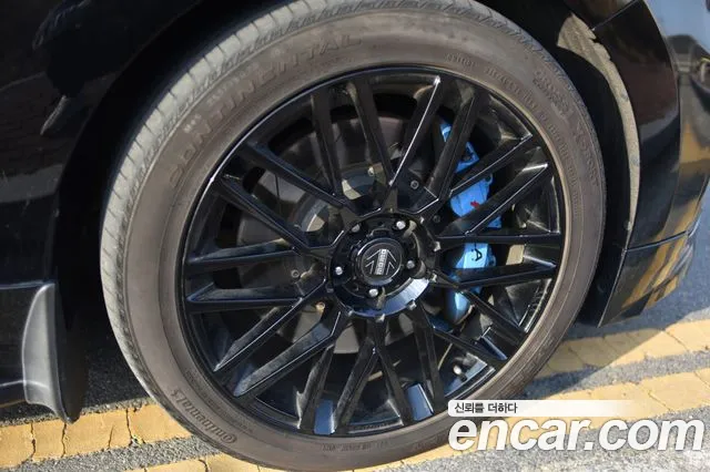 Kia Carnival 2015 thumb 6