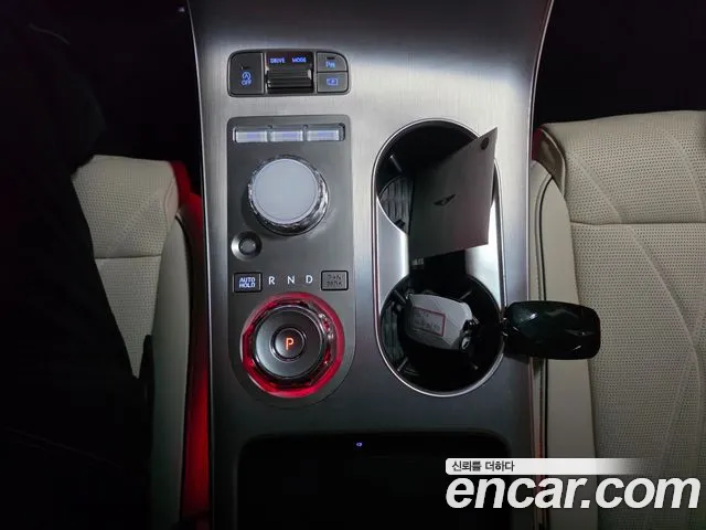 Genesis GV70 2025 thumb 10