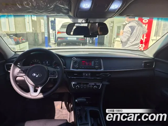 Kia K5 2016 thumb 4
