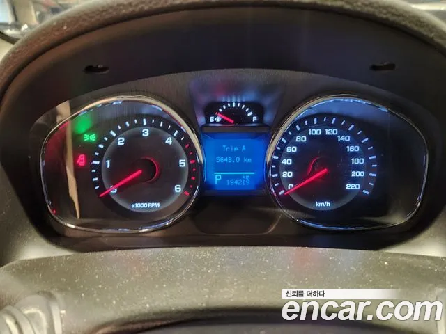 ChevroletGMDaewoo Captiva 2016 thumb 8