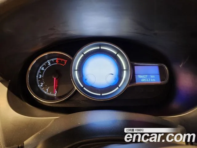 Renault-KoreaSamsung Fluence 2015 thumb 5