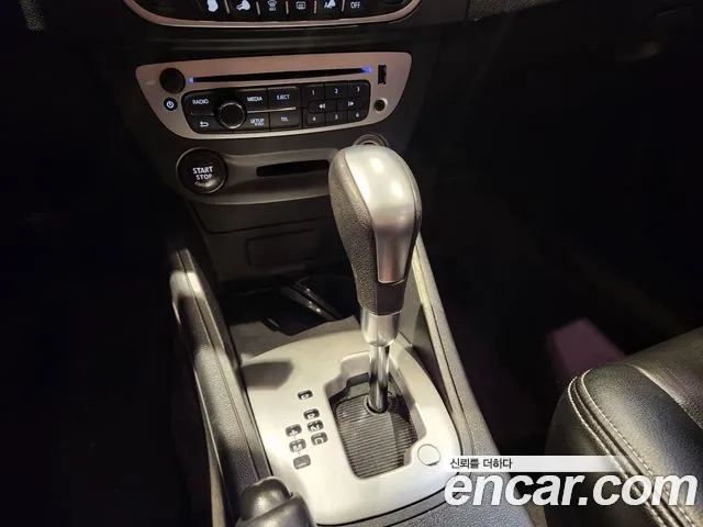 Renault-KoreaSamsung Fluence 2015 thumb 7
