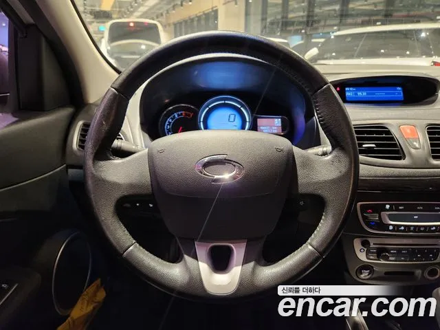 Renault-KoreaSamsung Fluence 2015 thumb 10
