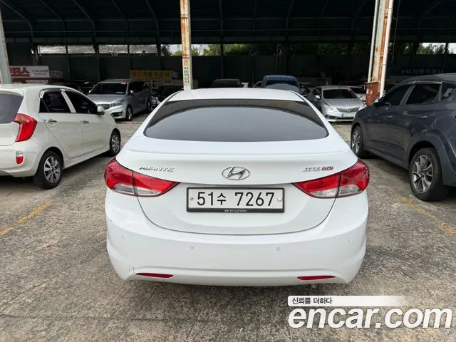 Hyundai Avante 2011 thumb 4