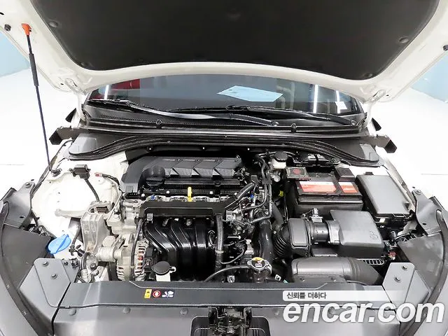 Hyundai Avante 2019 thumb 6