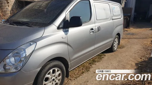 Hyundai Starex 2014 thumb 4