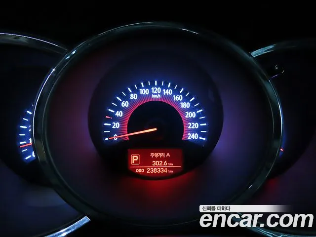 Kia Sorento 2012 thumb 8