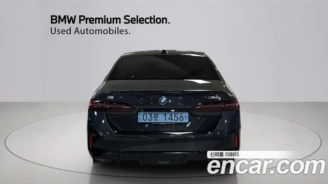 BMW i5 2024 thumb 4