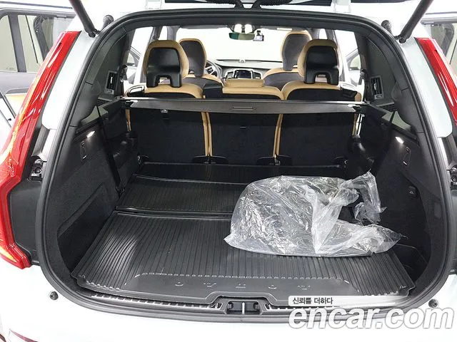 Volvo XC90 2022 thumb 5