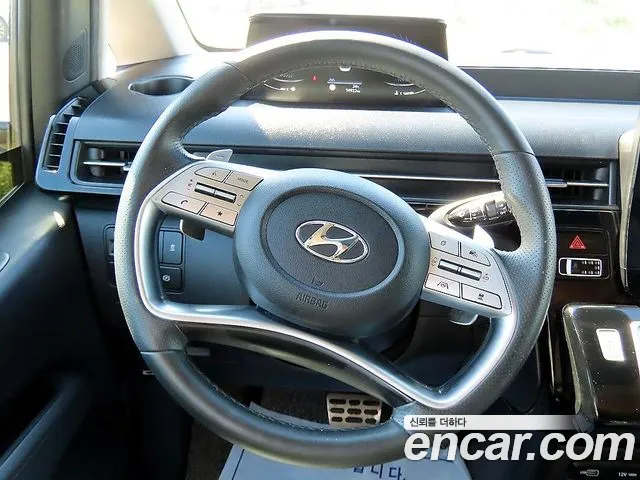 Hyundai Staria 2021 thumb 7
