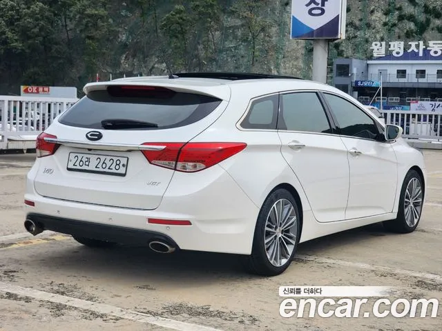 Hyundai i40 2013 thumb 5