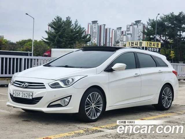 Hyundai i40 2013 thumb 11