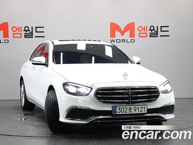 Mercedes-Benz E-Класс 2023 thumb 3