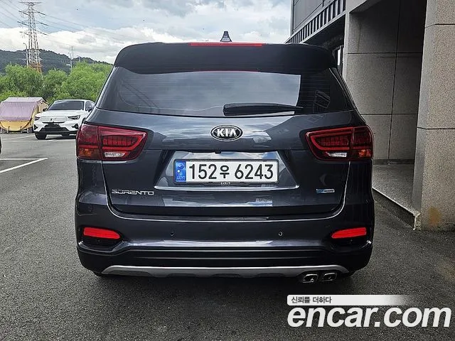 Kia Sorento 2019 thumb 4