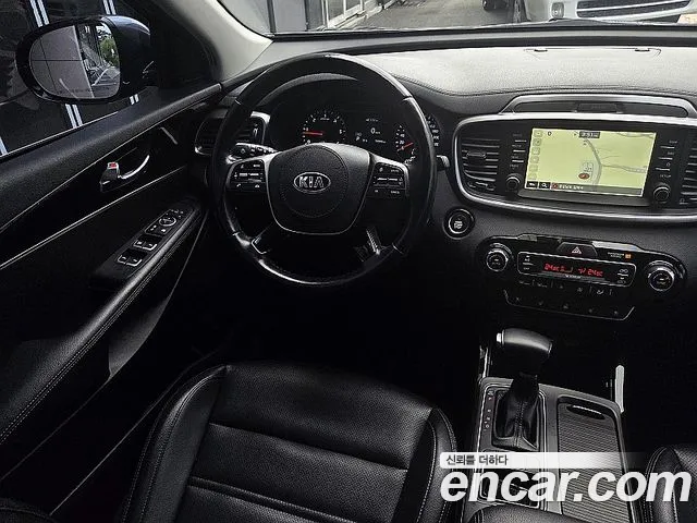Kia Sorento 2019 thumb 6