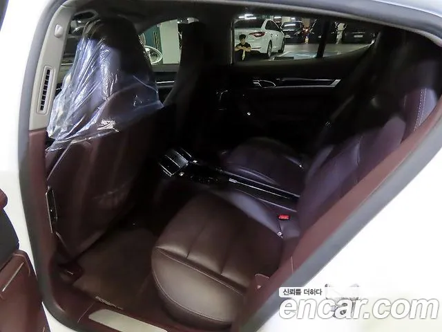 Porsche Panamera 2014 thumb 7