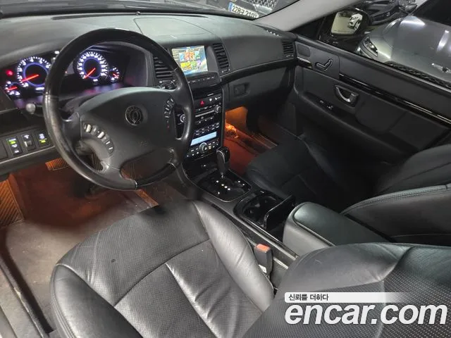 Kia Opirus 2011 thumb 9