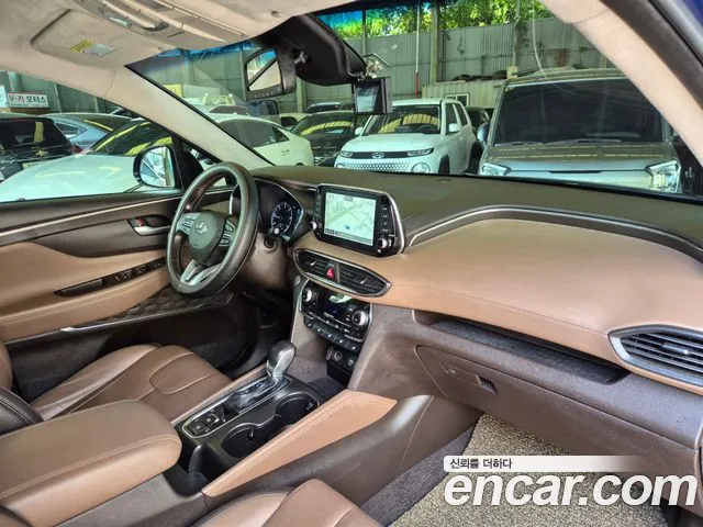 Hyundai Santa Fe 2018 thumb 11