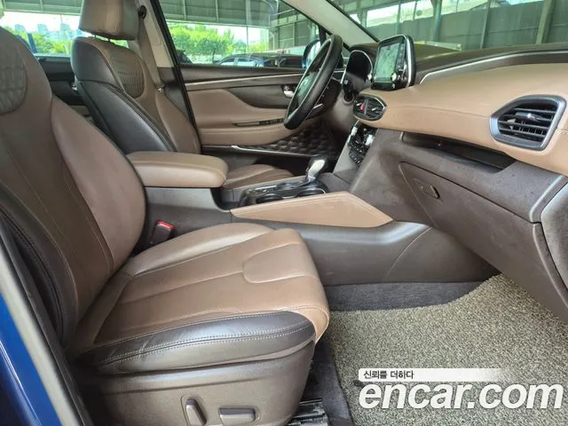 Hyundai Santa Fe 2018 thumb 12