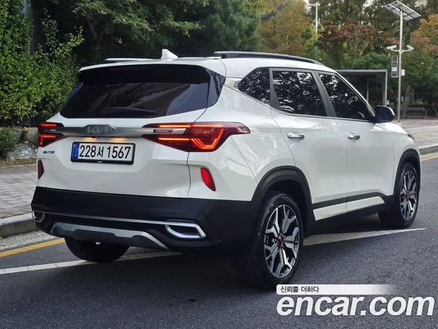 Kia Seltos 2022 thumb 3