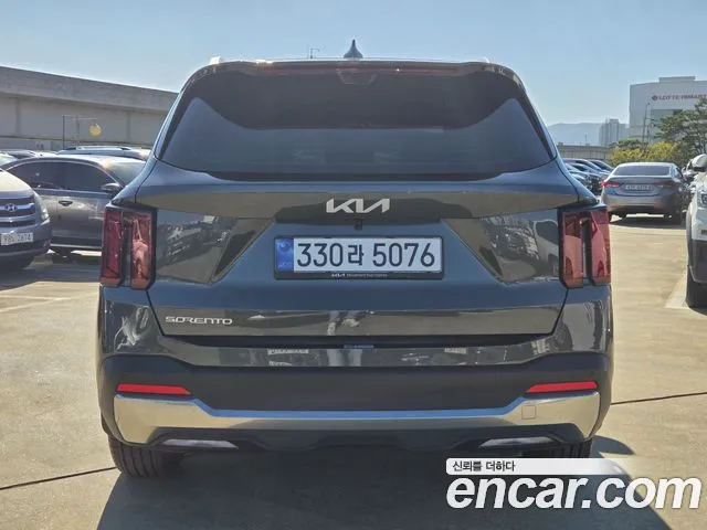 Kia Sorento 2025 thumb 4
