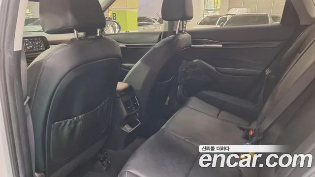 Kia Seltos 2023 thumb 8