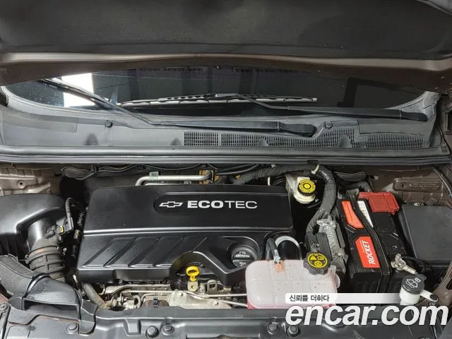 ChevroletGMDaewoo Tracker 2015 thumb 6