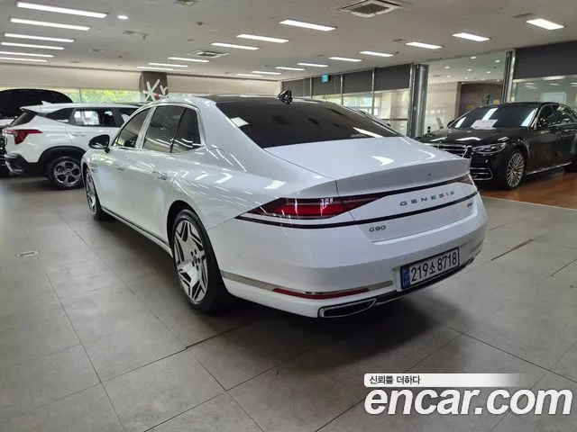 Genesis G90 2022 thumb 2