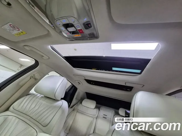 Genesis G90 2022 thumb 7