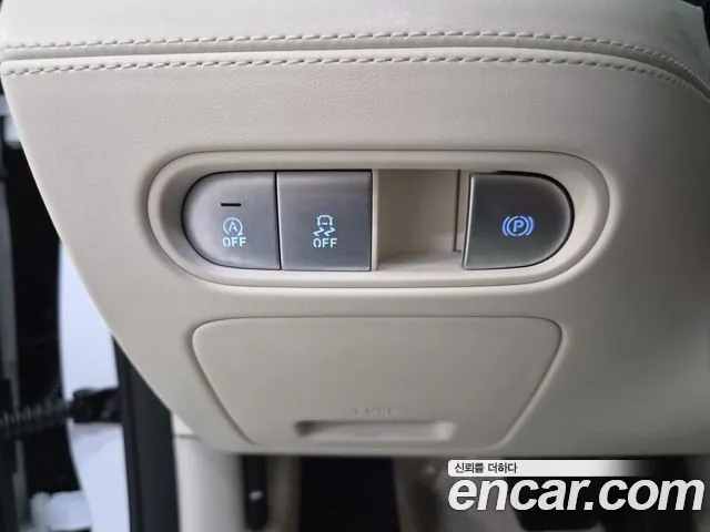 Genesis G90 2022 thumb 10