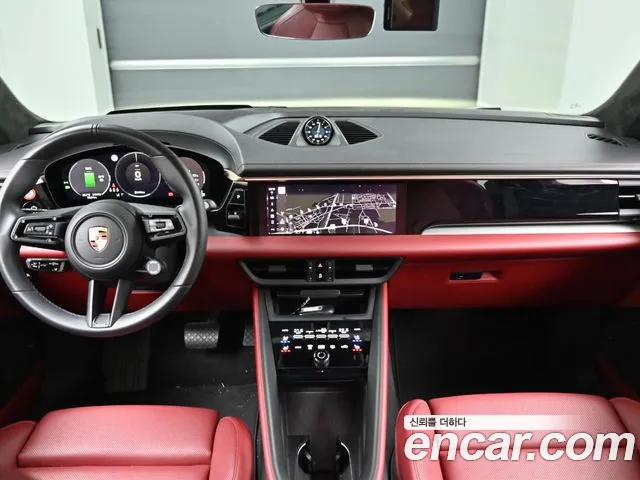 Porsche Macan 2025 thumb 7