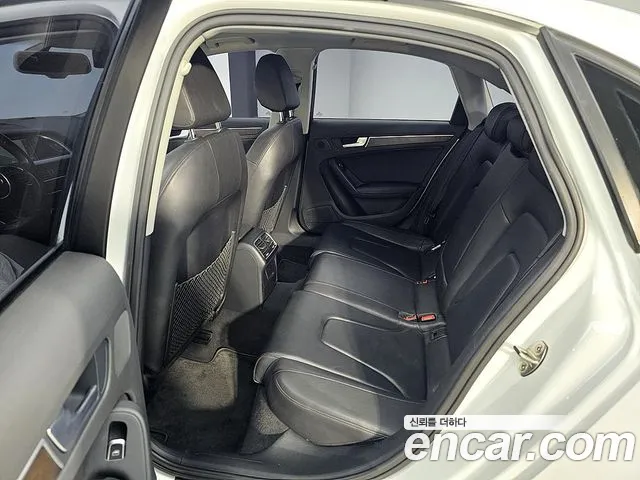 Audi A4 2015 thumb 10