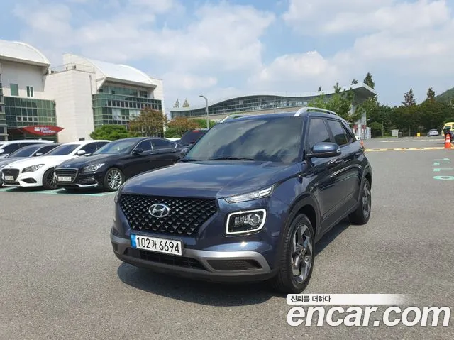 Hyundai Venue 2023 thumb 2
