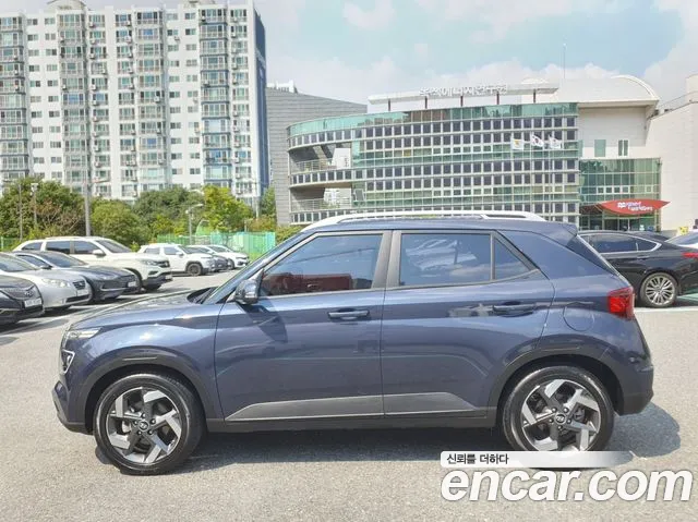 Hyundai Venue 2023 thumb 5