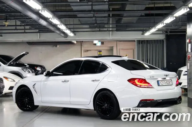 Genesis G70 2019 thumb 4
