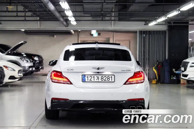 Genesis G70 2019 thumb 5